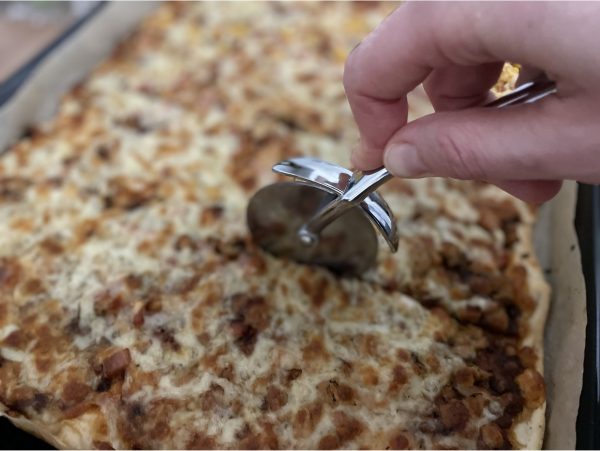 MAESTRO NÓŻ DO KROJENIA PIZZY RADEŁKO OKRĄGŁY STAL