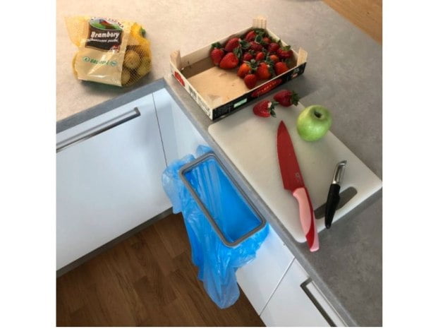 KOSZ NA ŚMIECI WORKI NA DRZWI SZAFKI WISZĄCY
