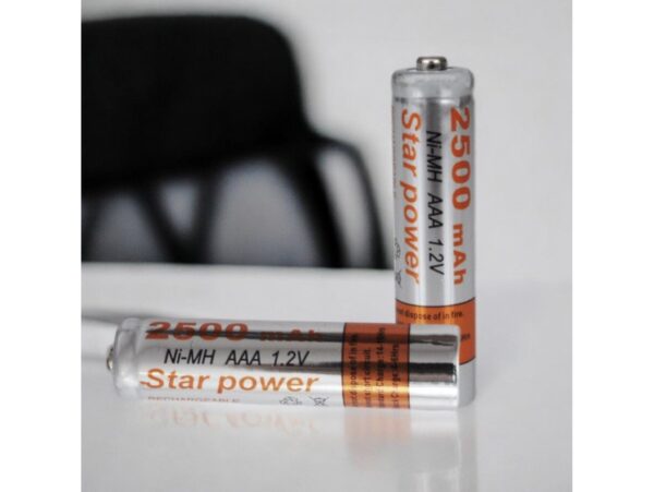 4szt x AKUMULATORKI BATERIA AAA MALE 2500mAh R3