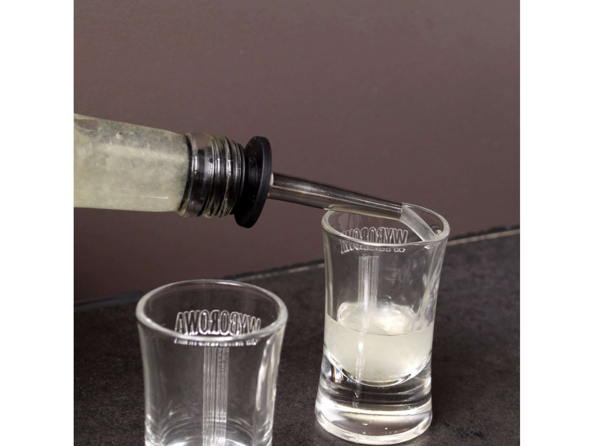 DOZOWNIK NALEWAK DO ALKOHOLU + ZATYCZKA KOREK DO BUTELKI 1SZT