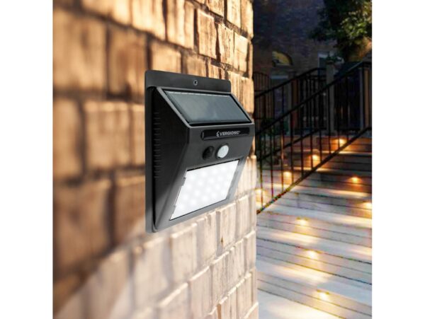 LAMPA SOLARNA Z CZUJNIKIEM ZMIERZCHU RUCHU LAMPKA