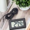 TERMOMETR LCD Z SONDA - czarny