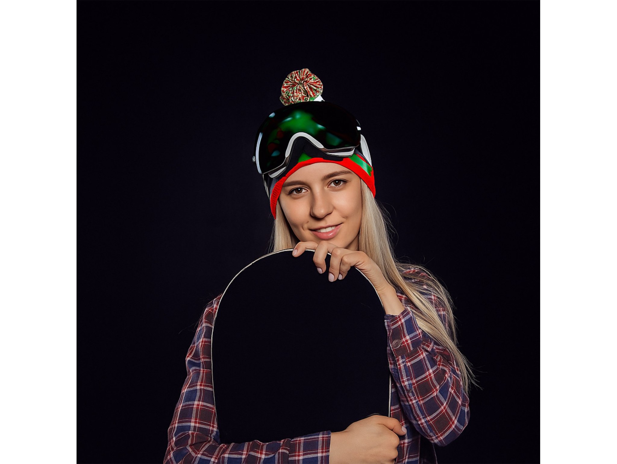 CZAPKA LED ŚWIĄTECZNA - wzór 2 choinka