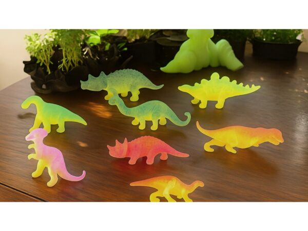 JAJKO ROSNĄCEGO DINOZAURA 5,5CM - różowy