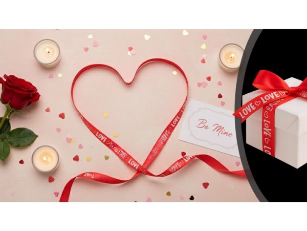 WSTĄŻKA SATYNOWA Z NADRUKIEM LOVE 12mm x 23m