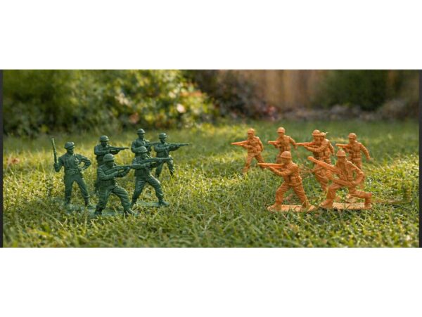 ŻOŁNIERZYKI ZESTAW FIGUREK MILITARNYCH 60 el.