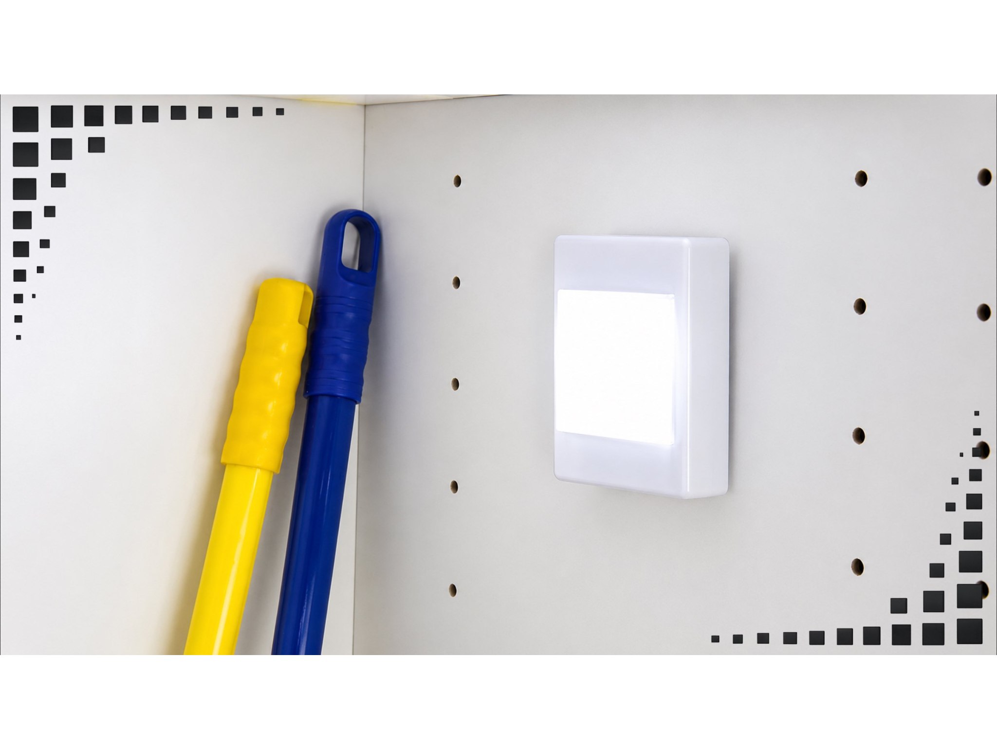 LAMPKA NOCNA WŁĄCZNIK COB LED 8,5x8,5x2cm